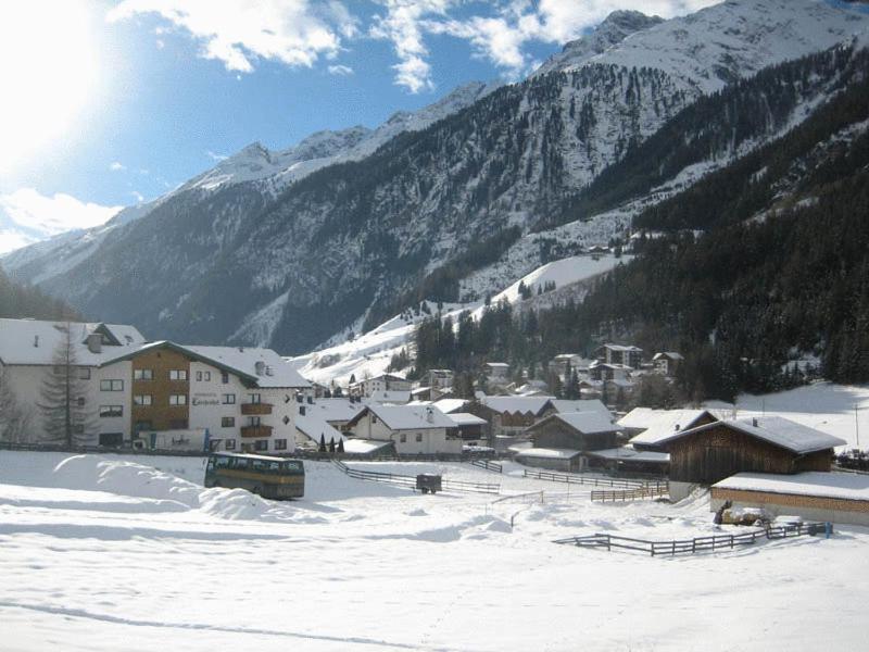 Ferienhaus Waldner เคาเนอร์ทาล ภายนอก รูปภาพ
